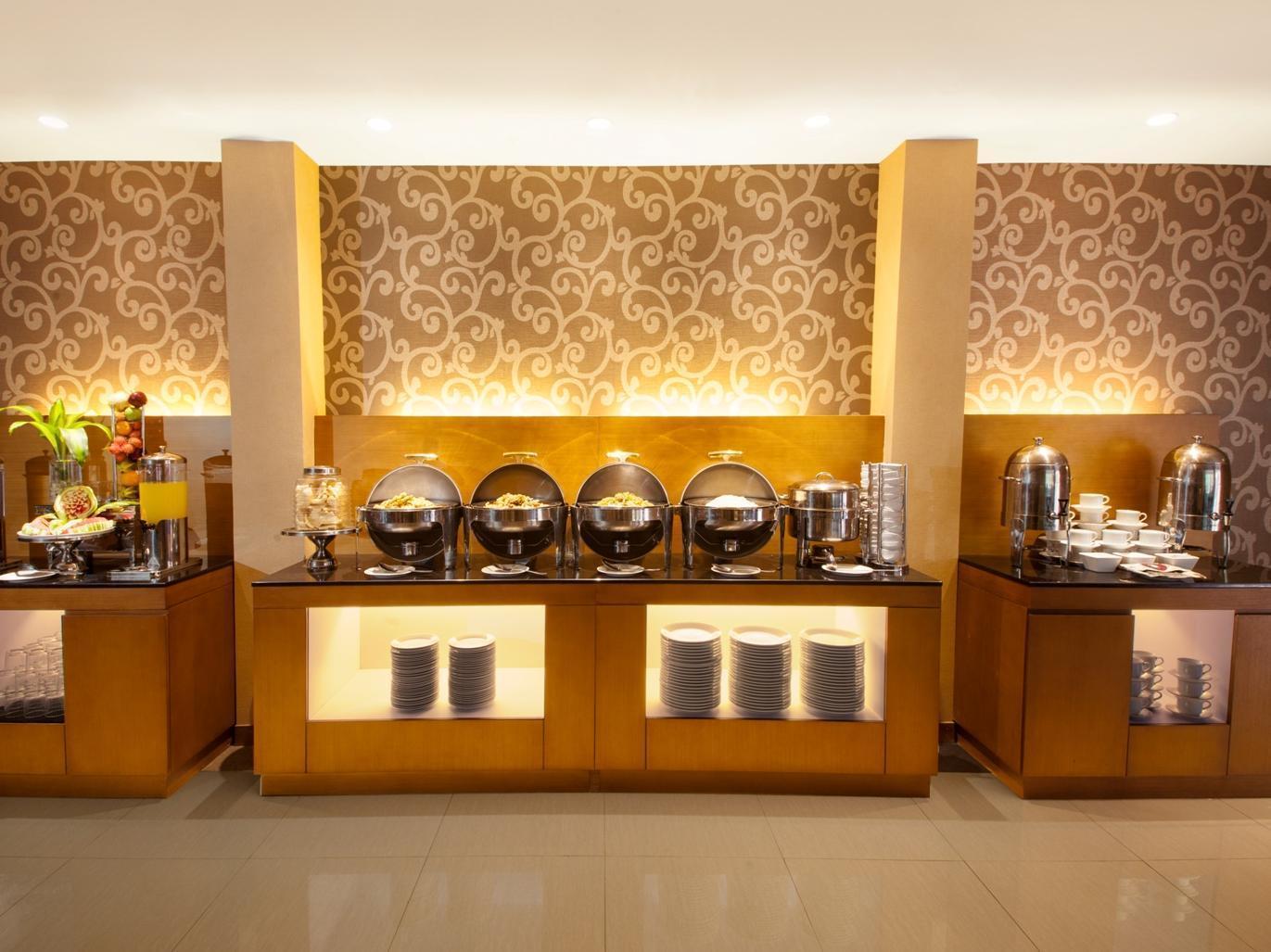 Aveon Express Hotel By Daphna International Джокякарта Екстериор снимка