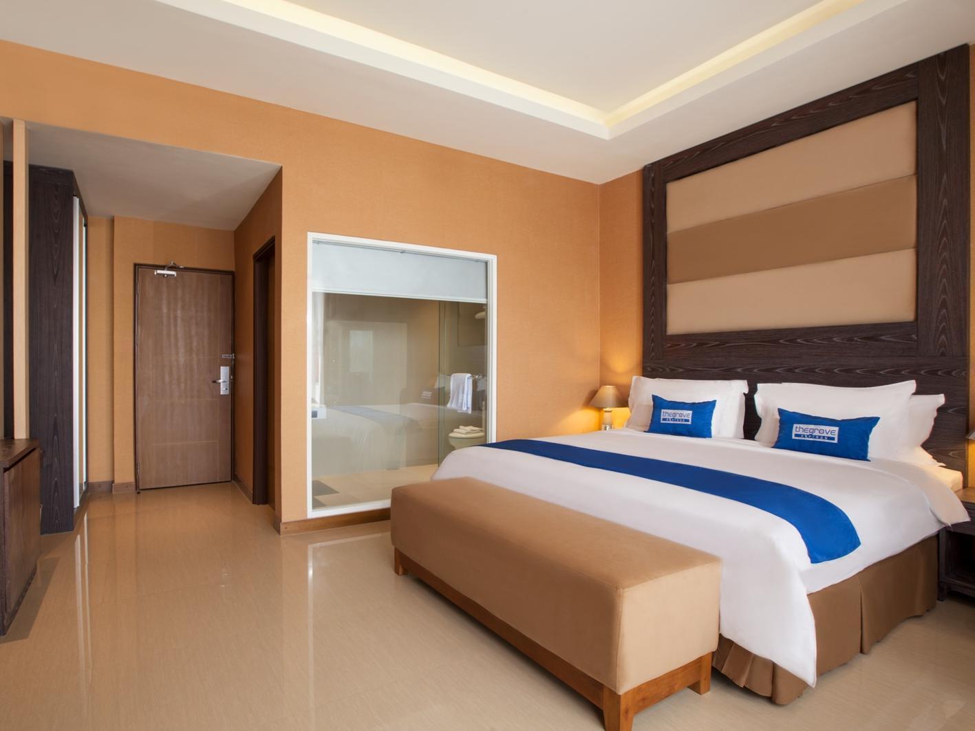 Aveon Express Hotel By Daphna International Джокякарта Екстериор снимка